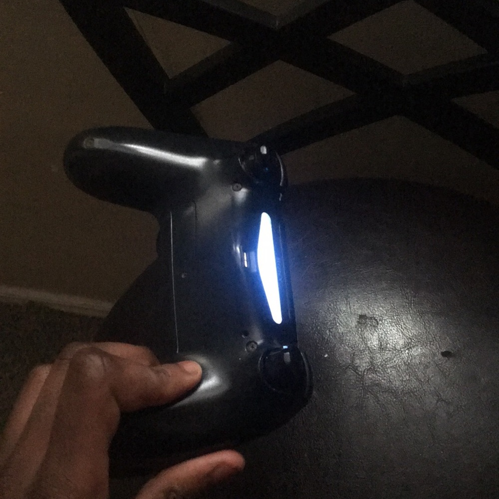 PlayStation controller - Picture 3 of 5